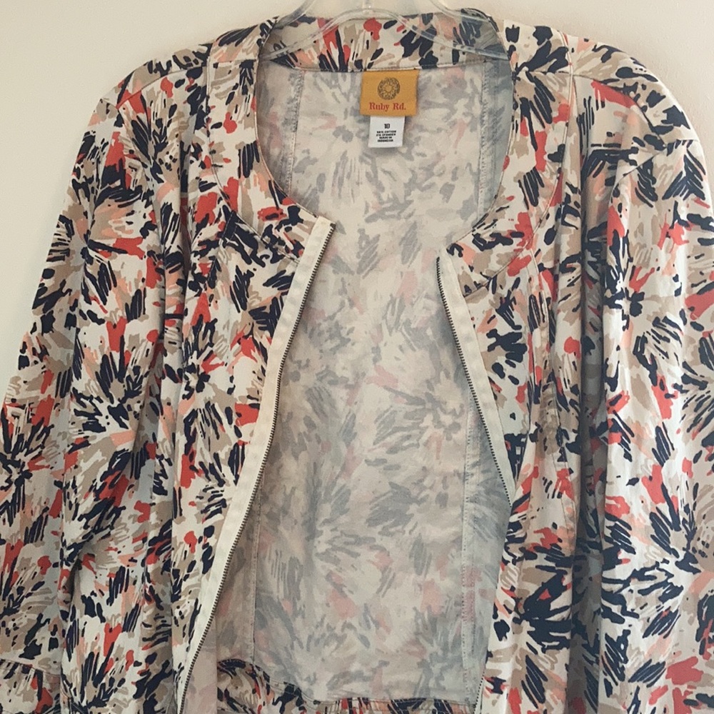 Jacket - Picture 4 of 5